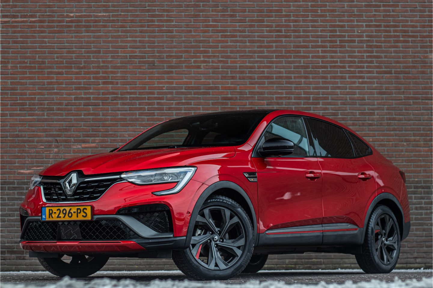 Renault Arkana - 1.6 E-Tech R.S. Line, Origineel NL, Bose, Trekhaak, Adaptive Cruise, Carplay, Stoel & Stuu - AutoWereld.nl