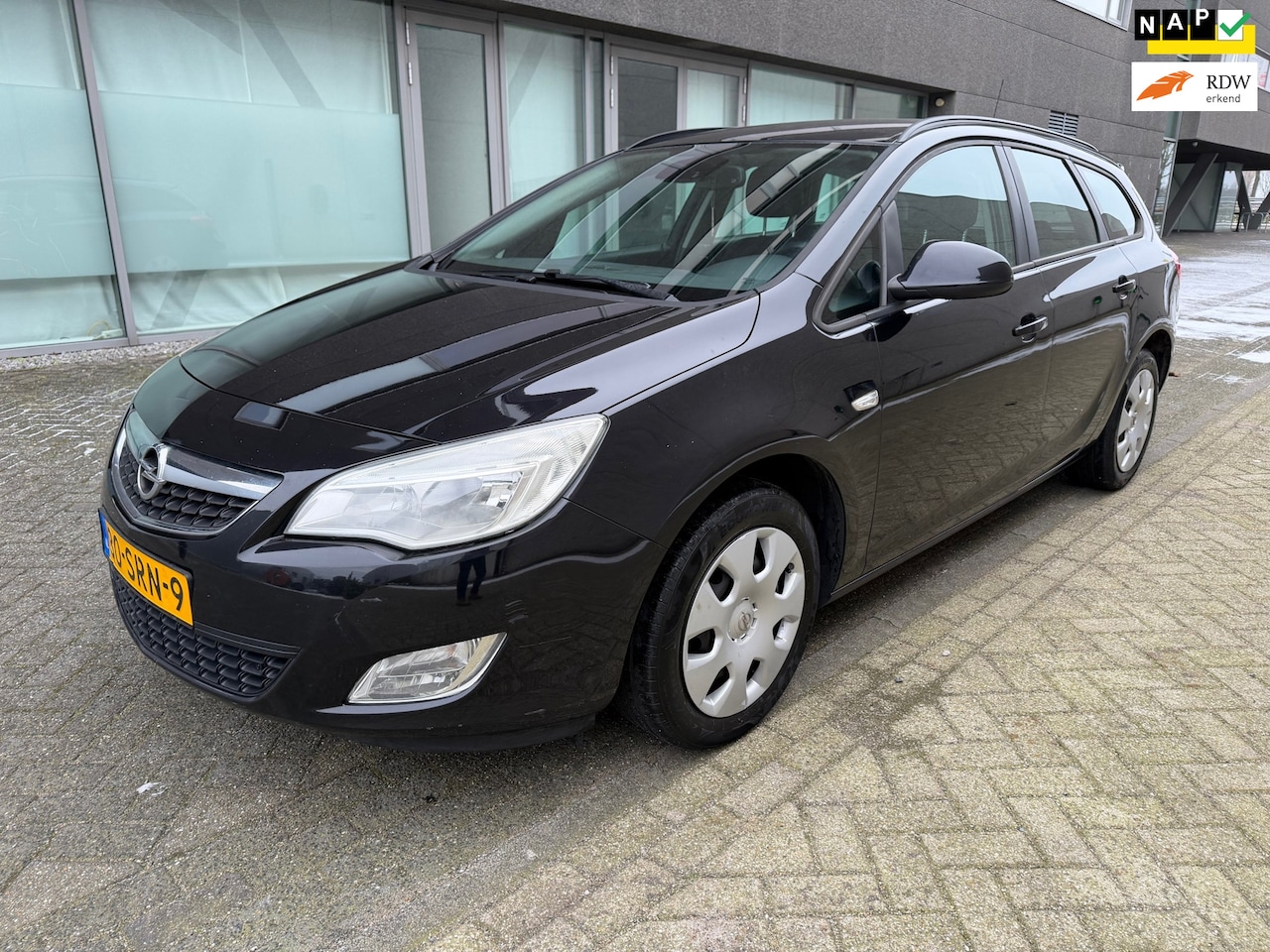 Opel Astra Sports Tourer - 1.4 Edition AIRCO BJ 11-2011 APK 2-2026 - AutoWereld.nl