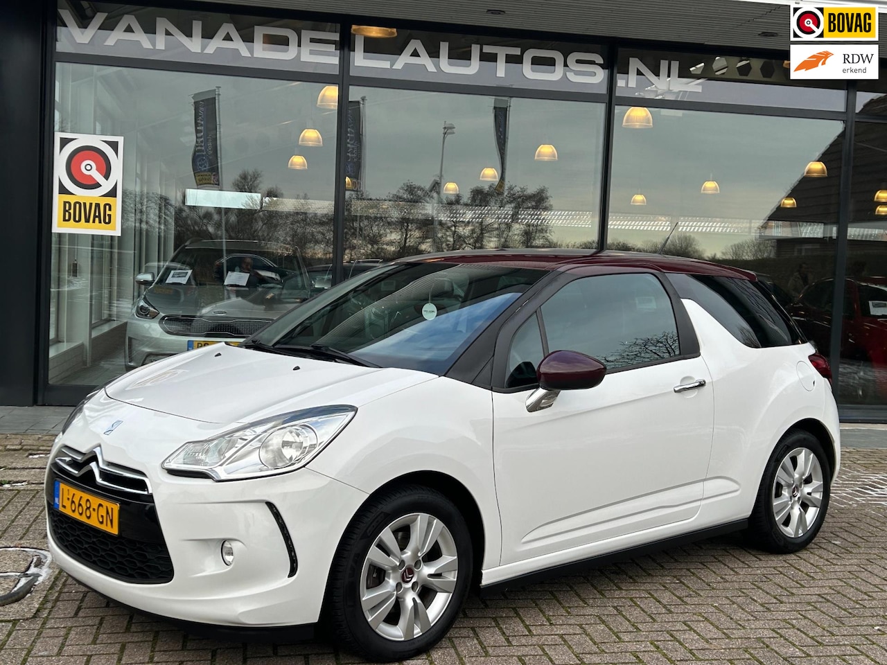 Citroën DS3 - 1.6 VTI So Chic Clima Cruise Park.Sens Dealeronderhouden! - AutoWereld.nl