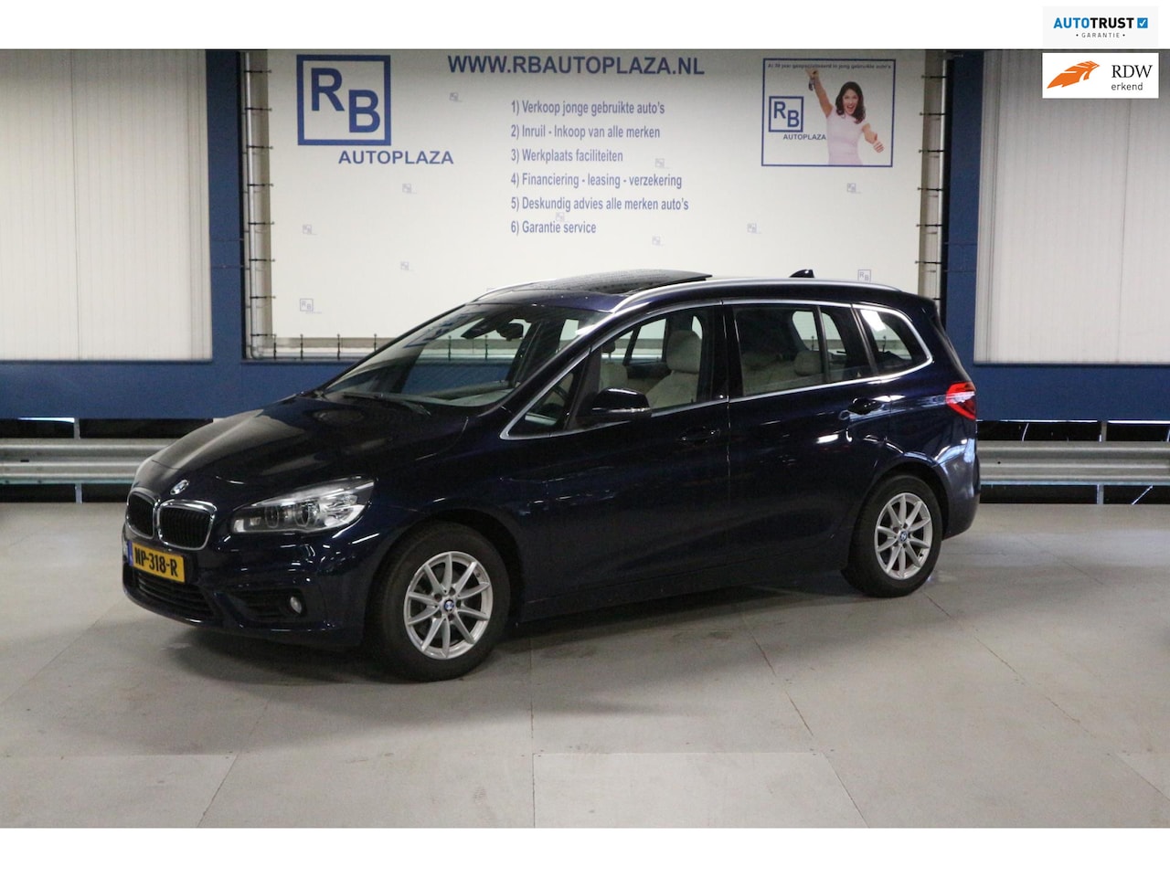 BMW 2-serie Gran Tourer - 216i Executive 12 MAANDEN GARANTIE/ PANO/ KEURIGE WAGEN!!! - AutoWereld.nl