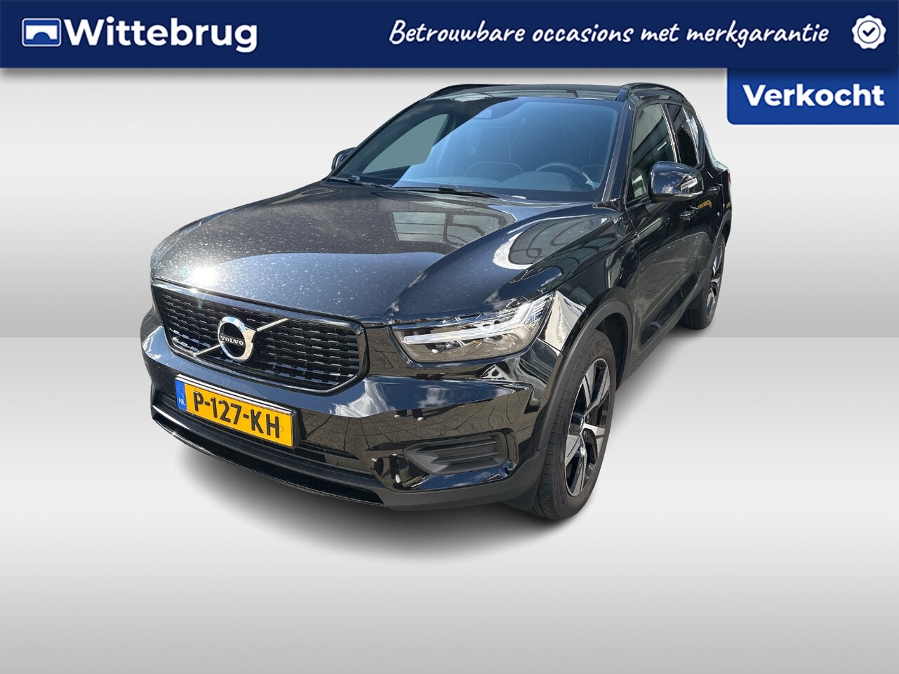 Volvo XC40 - 1.5 T5 Recharge 210PK R-Design / Pano / Navigatie / Camera / Parkeersensoren V+A / Zwenkba - AutoWereld.nl