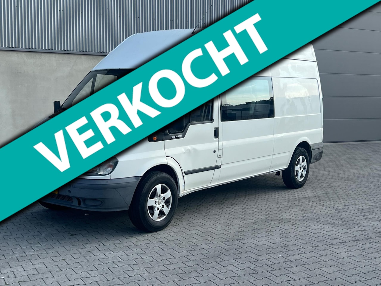 Ford Transit - 350L 2.4TDdi SHD APK 03-12-2026+7 PERSOONS+DUBBELE CABINE - AutoWereld.nl