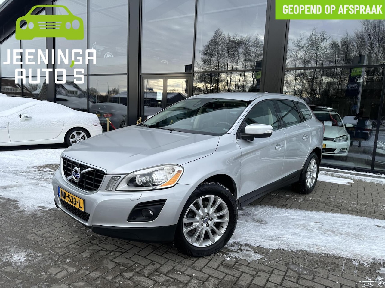 Volvo XC60 - 2.4 D5 AWD |Leer|Memory|Trekhaak|Stoelverwarming - AutoWereld.nl