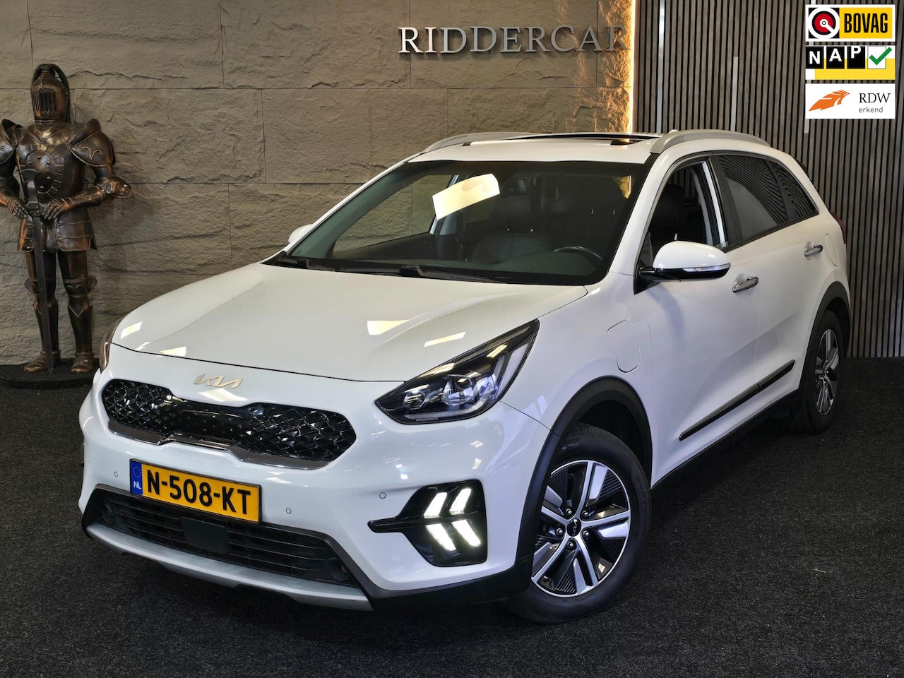 Kia Niro - 1.6 GDi PHEV ExecutiveLine|GARANTIE|NAP|1E EIG|PANO|ACC|CAMERA - AutoWereld.nl