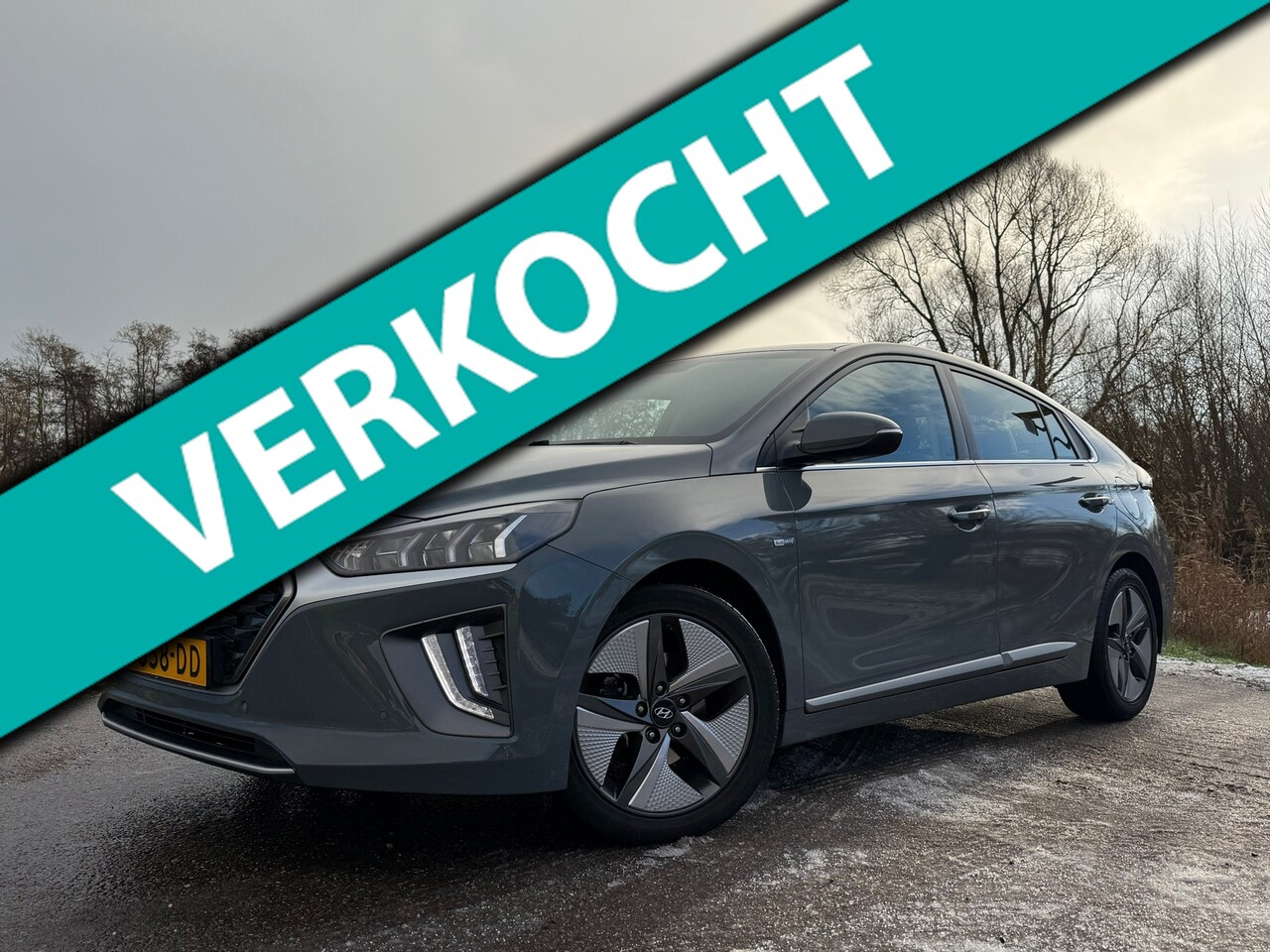 Hyundai IONIQ - 1.6 GDi Hybrid Plus Automaat / Camera / Navi / Infinity / Apple CarPlay-Android Auto / Key - AutoWereld.nl