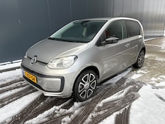 Volkswagen Up! - 1.0 beats United