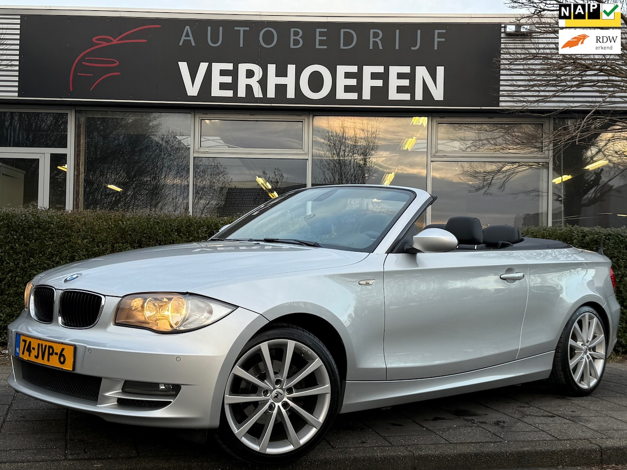 BMW 1-serie Cabrio - 118i High Executive - CABRIO - AUTOMAAT - ZWART LEDER - TOMTOM - CRUISE / CLIMATE CONTR ! - AutoWereld.nl