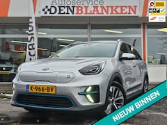 Kia e-Niro - ExecutiveLine 64 kWh BJ.12-2020 / Leder / Camera / JBL / Navi / LED / Keyless / 17"Lmv / T