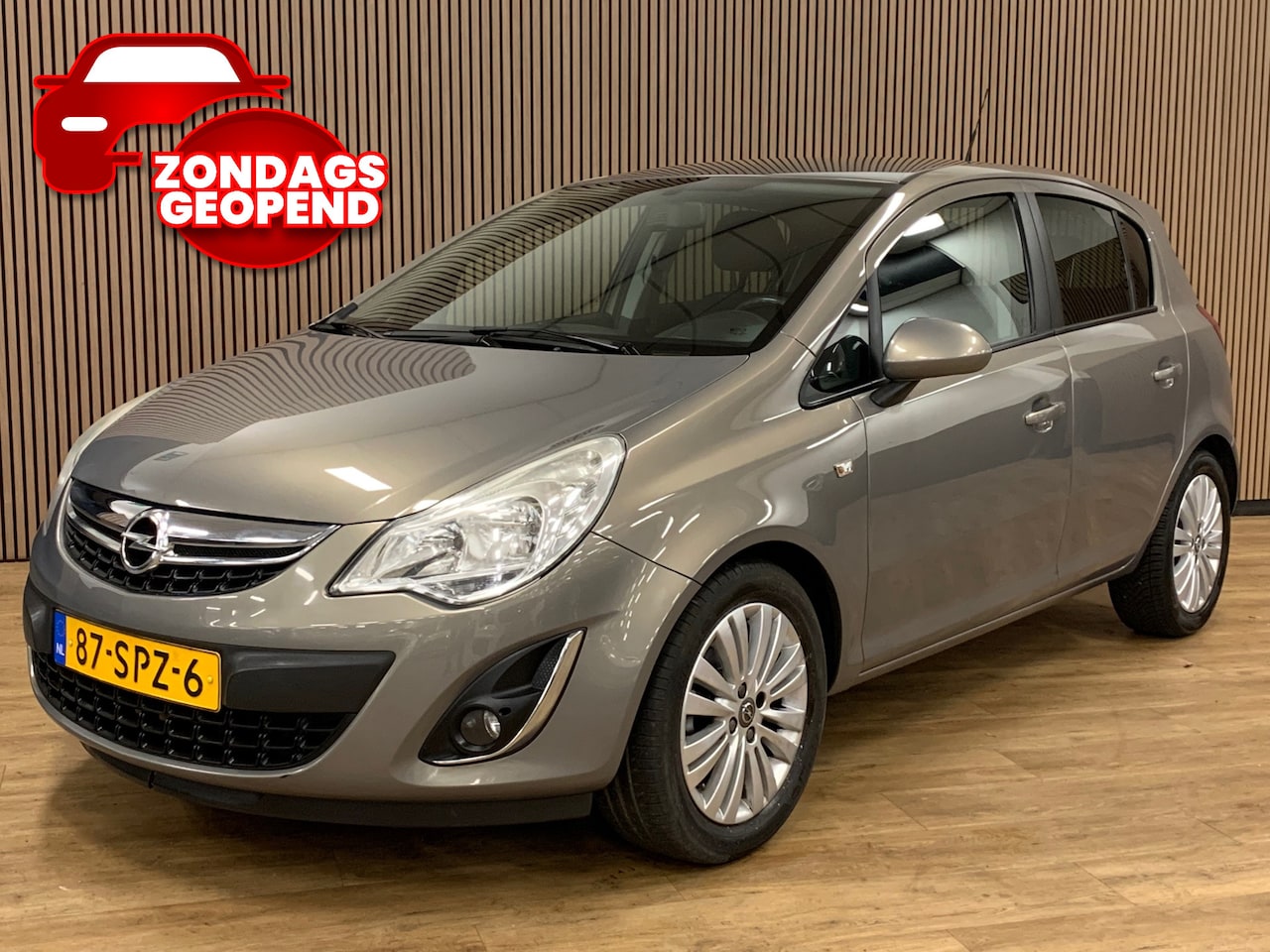 Opel Corsa - 1.2-16V Cosmo|Automaat|141000KM|Navigatie| - AutoWereld.nl