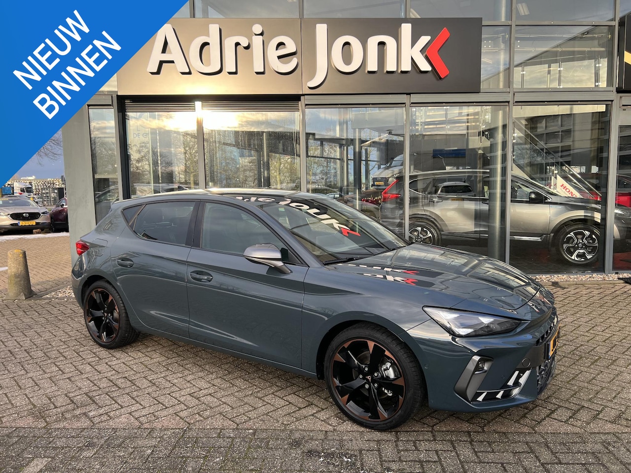 CUPRA Leon - 1.5 eTSI Business Edition | AUTOMAAT | NIEUW MODEL | 18' LMV | ADAPTIVE CRUISE CONTROL | A - AutoWereld.nl