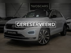 Volkswagen T-Roc - 1.5 TSI 3x R-Line * Pano - Virtual - Keyless - Beats - Trekhaak - Camera - ACC - Blind Spo