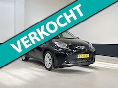 Toyota Aygo X - 1.0 VVT-i MT Play |Apple Carplay/ Android auto | Bluetooth | Camera| NL | 1 Eig |