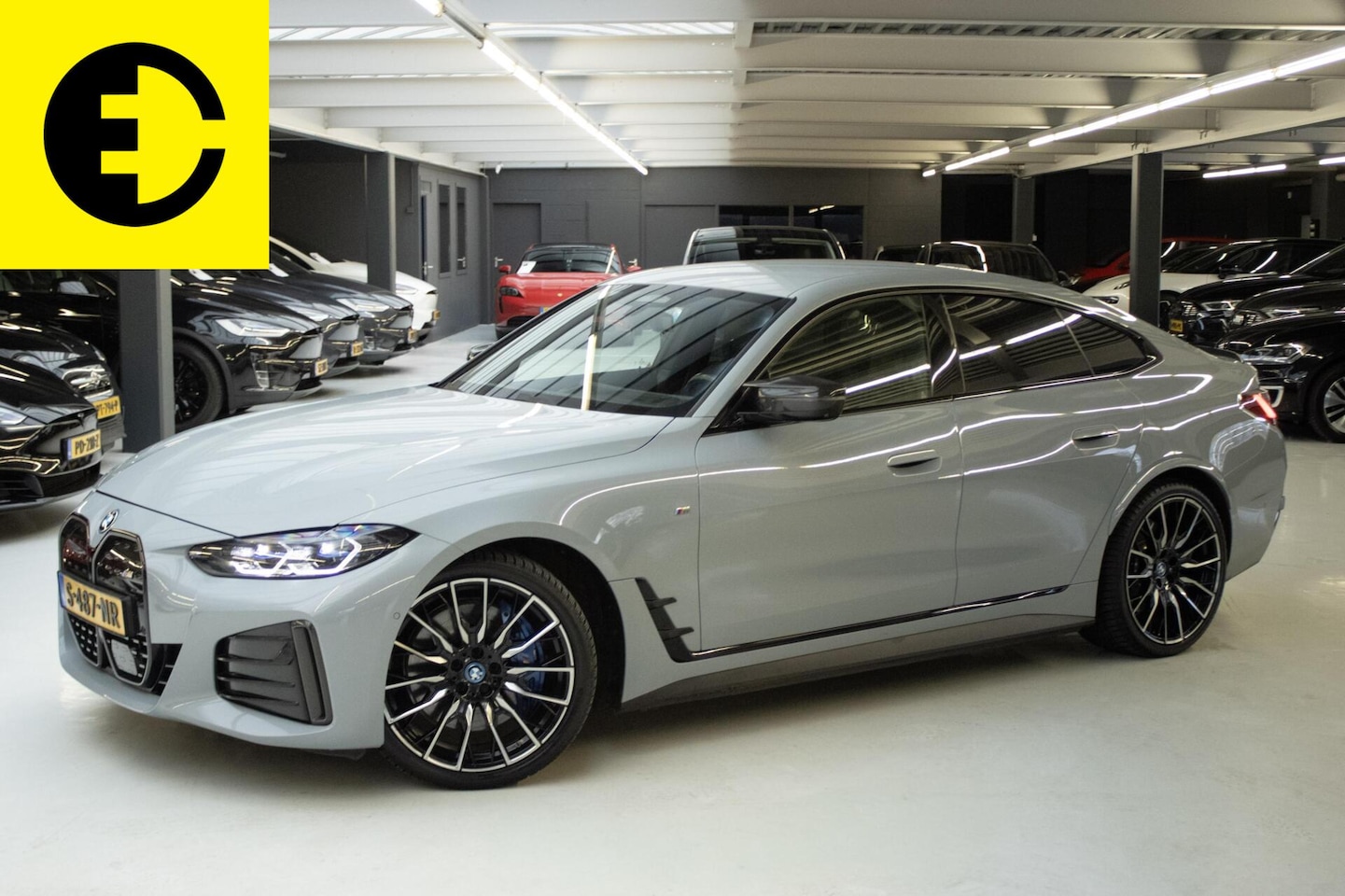 BMW i4 - M50 High Executive 84 kWh | Stuurverwarming | Dodehoek sensor | Adaptief cruise control - AutoWereld.nl