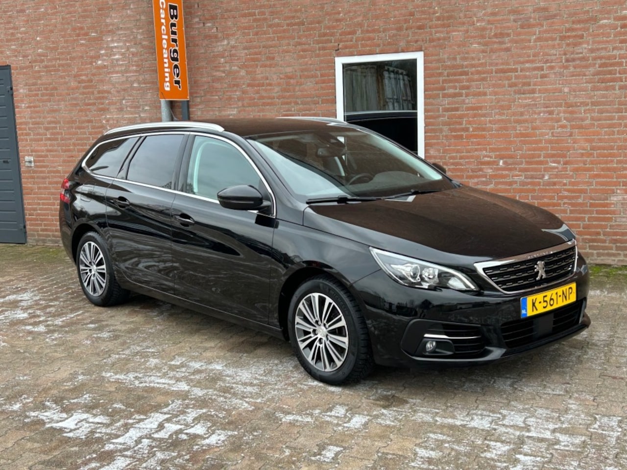 Peugeot 308 - 308 SW 1.2eTHP ALLURE 130 PK ORIGINEEL NL GELEVERD - AutoWereld.nl