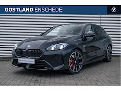 BMW 1-serie - 120 High Executive M Sport Automaat / Panoramadak / Sportstoelen / M Adaptief onderstel /