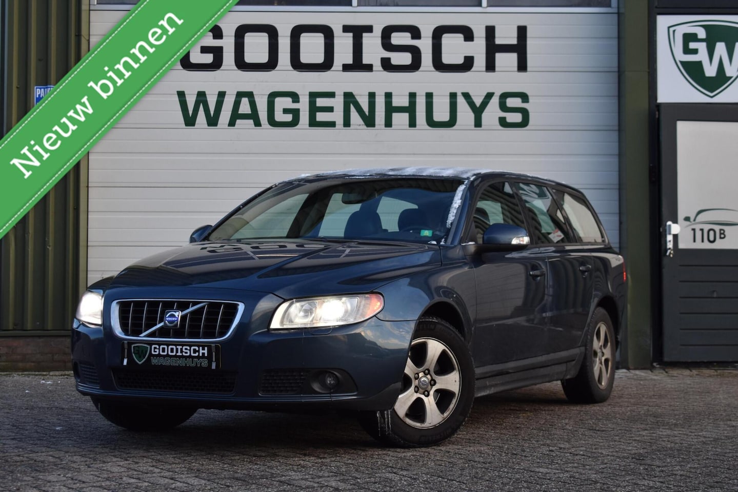 Volvo V70 - 2.5T AUT. 5-Cilinder | Leder | Xenon | Youngtimer | - AutoWereld.nl