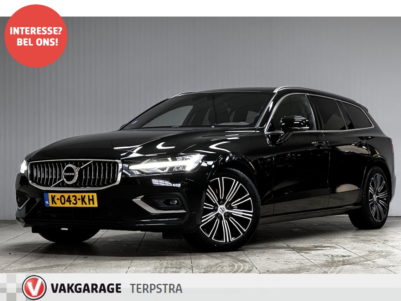Volvo V60 - 2.0 B3 R-Design/ Automaat/ Trekhaak/ Zwarte-Hemel/ Harman-Kardon/ 18'' LMV/ Virtual Dash./ - AutoWereld.nl