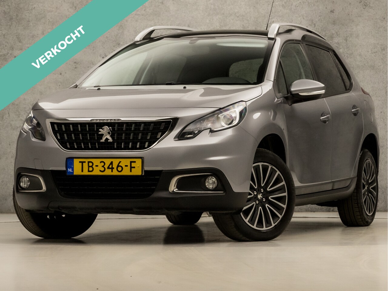 Peugeot 2008 - 1.2 PureTech Allure Sport (PANORAMADAK, APPLE CARPLAY, NAVIGATIE, GETINT GLAS, LM VELGEN, - AutoWereld.nl
