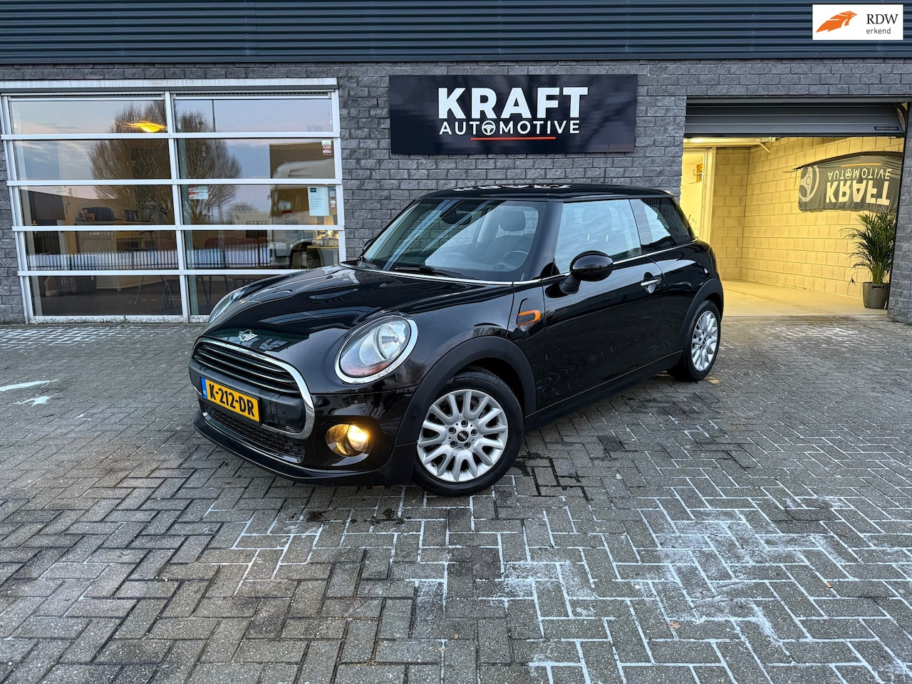 MINI One - Mini 1.2 Business | Top staat! | Parkeer sensoren | Multimedia | Kleine beurt & APK | - AutoWereld.nl