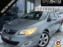 Opel Astra - 1.6 Edition 116PK | Dealeronderhouden | NL AUTO | Trekhaak | Parkeersensoren Voor en Achte