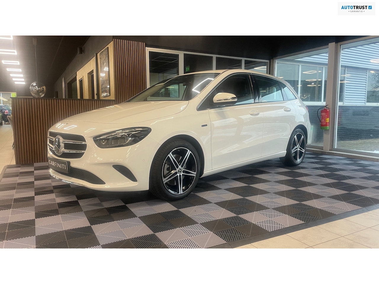 Mercedes-Benz B-klasse - 250 e Business Line 250 e Business Line, Navigatie, Climate control, Camera, Cruise control, Lichtmetaal. - AutoWereld.nl
