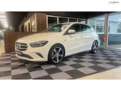 Mercedes-Benz B-klasse - 250 e Business Line, Navigatie, Climate control, Camera, Cruise control, Lichtmetaal