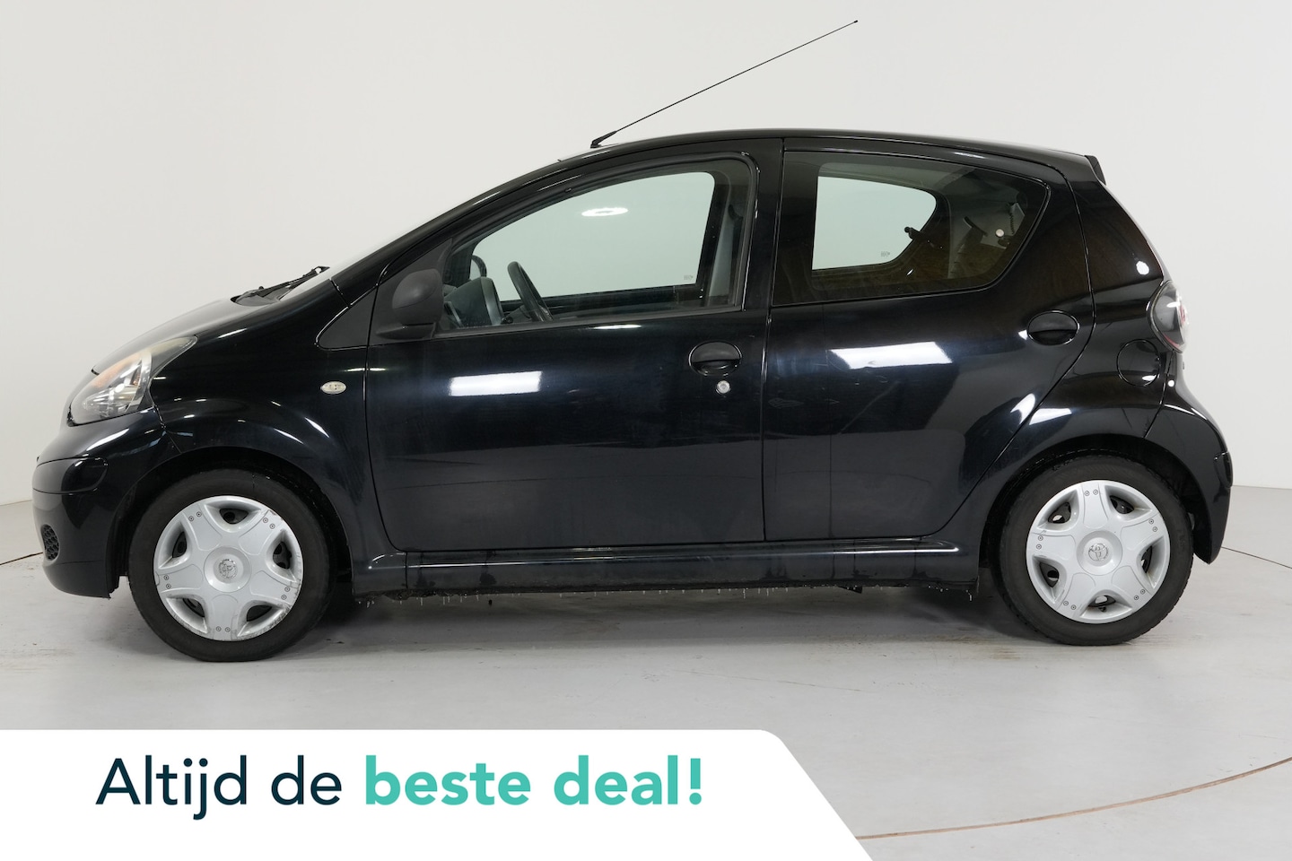 Toyota Aygo - 1.0-12V Cool | Airco | Str. Bekr. | 5 drs | - AutoWereld.nl