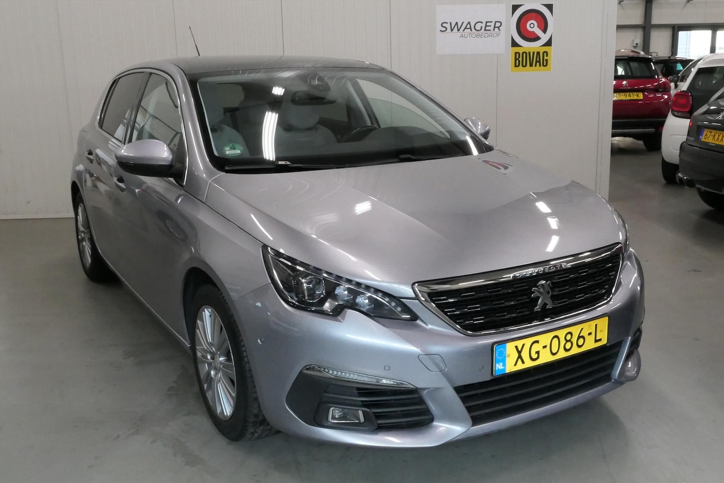 Peugeot 308 - 1.2 PureTech Allure 1.2 PureTech 130pk Allure (Dealer onderhouden) - AutoWereld.nl