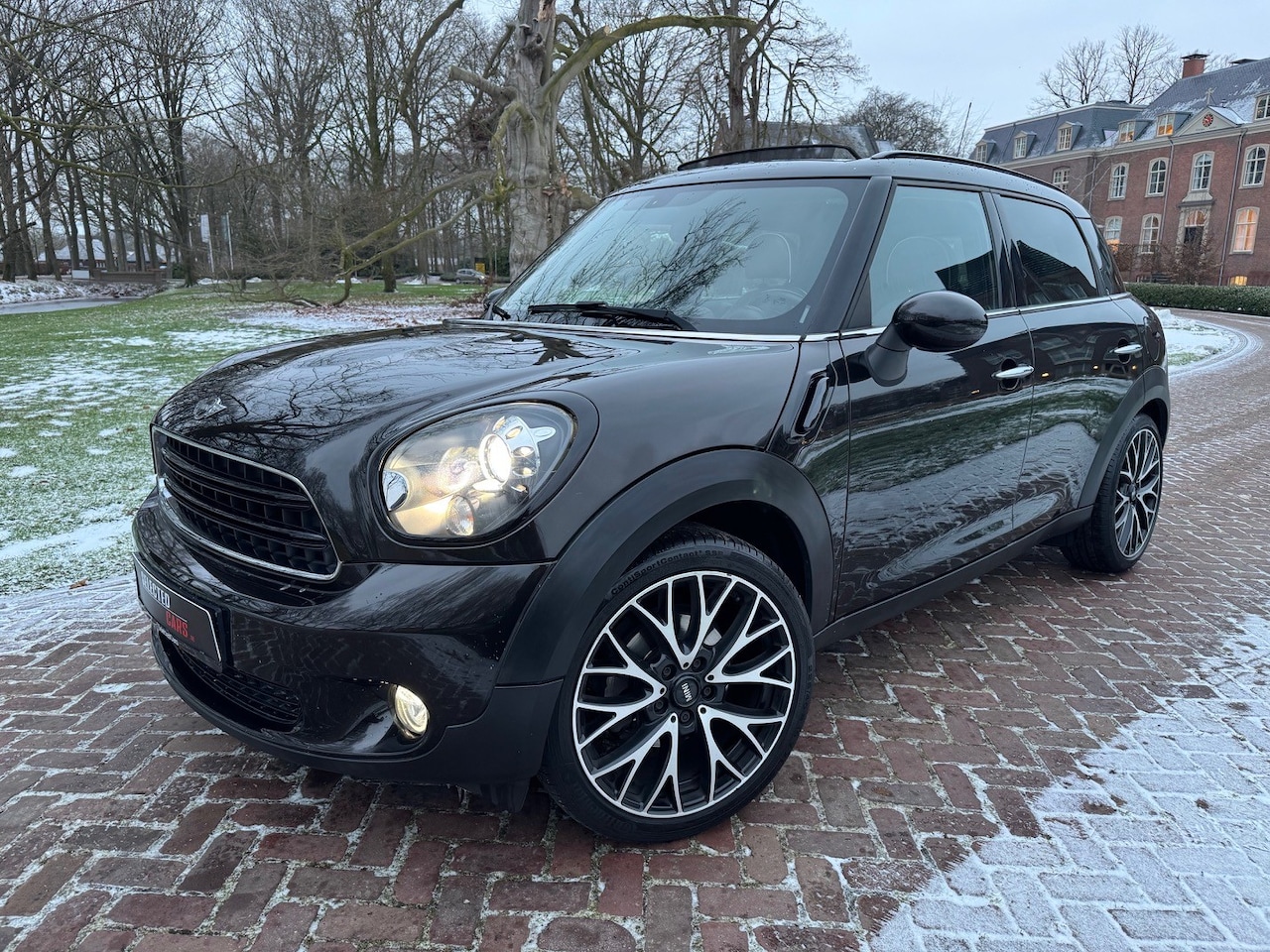 MINI Countryman - 1.6 Cooper Chili Mini Countryman 1.6 Cooper JCW Pano Leer AUT 2016 Zwart Nederlandse Auto NAP - AutoWereld.nl