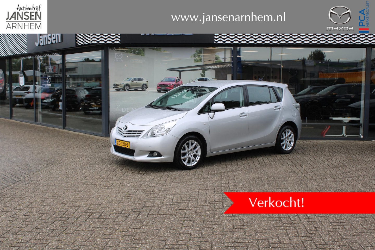 Toyota Verso - 1.8 VVT-i Dynamic Business 7p. 1.8 VVT-i Dynamic Business 7p. , Automaat, Trekhaak, Navi, Camera, Clima, LMV 17 Inch, PDC - AutoWereld.nl