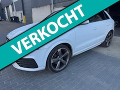 Audi Q3 - 2.0 TDI quattro Sport S-Line KeyLess Navi