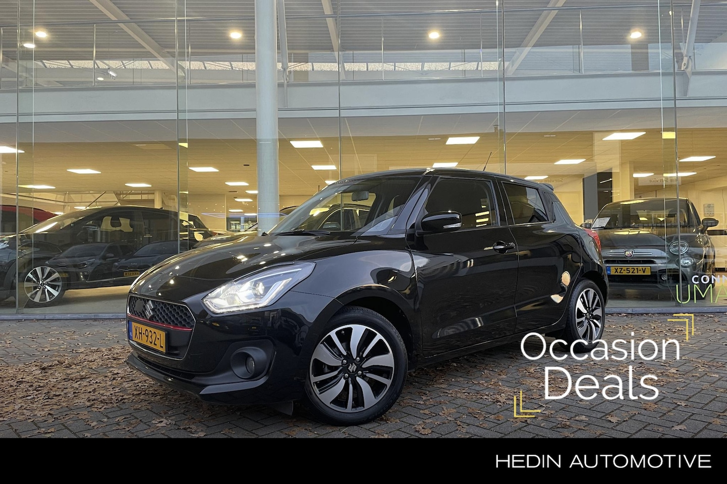 Suzuki Swift - 1.0 Stijl Smart Hybrid Nav | Climate Control | Lane Assist | Stoelverwarming - AutoWereld.nl