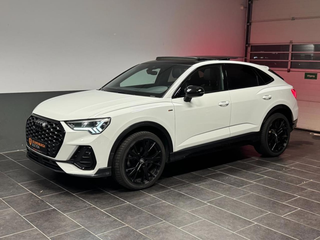 Audi Q3 Sportback - 35 TFSI 3x S-Line Pano Virtual ACC Blackpack - AutoWereld.nl
