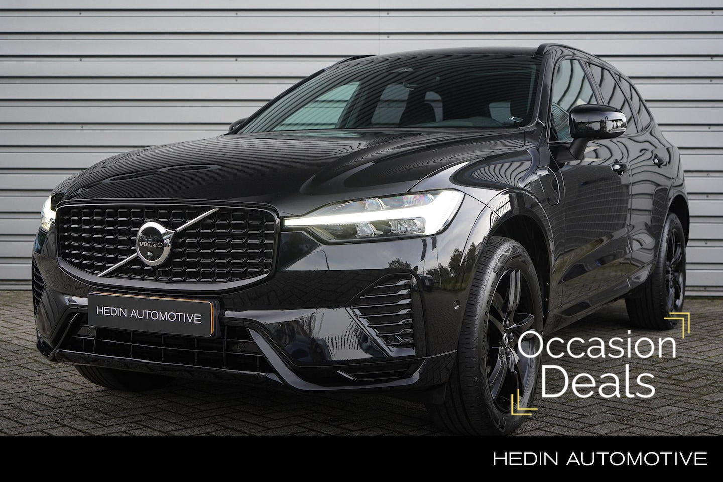 Volvo XC60 - 2.0 T6 Plug-in hybrid AWD R-Design | Panoramadak | Lederen Bekleding | Electrisch bedienba - AutoWereld.nl