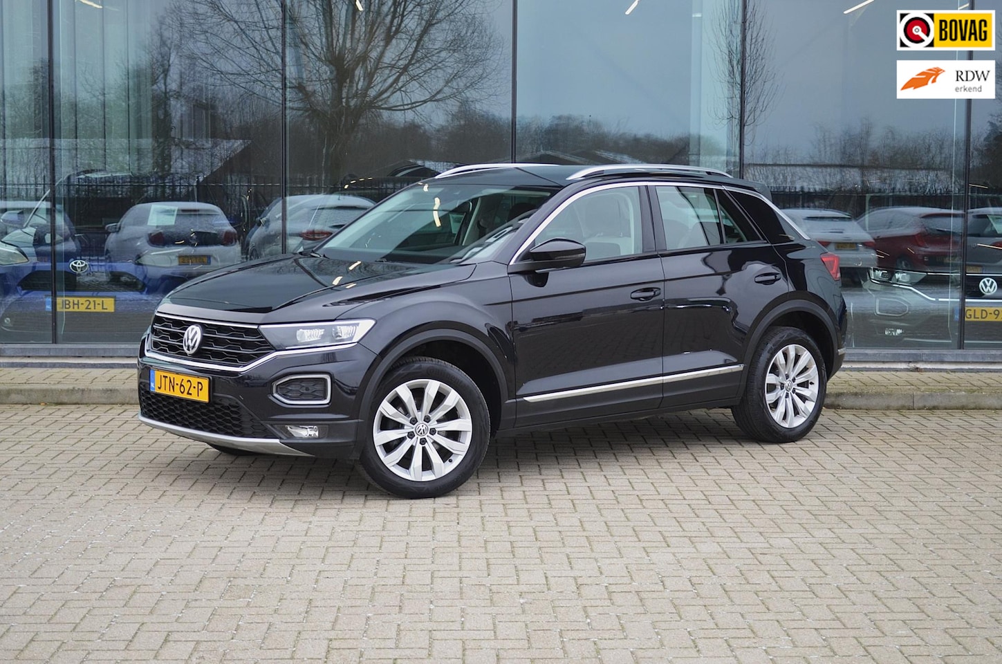 Volkswagen T-Roc - 1.5 TSI Style | Trekhaak | Digi. dash | Camera | Stoel- Stuurwielverwarming | Carplay - AutoWereld.nl