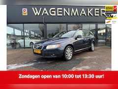 Volvo V70 - 1.6 T4 Limited Edition AUT|NAVI|Leder|HAAK|Goed OH