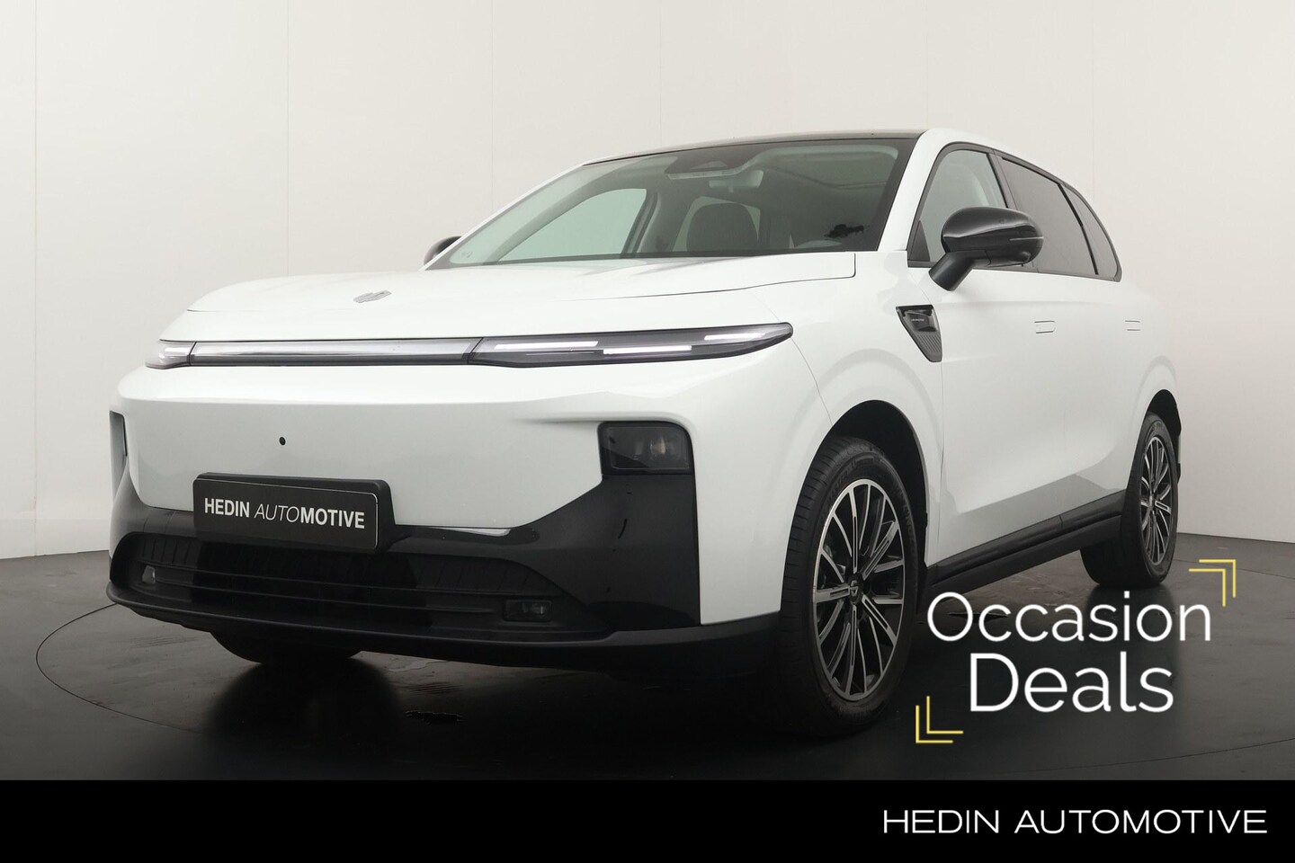 Leapmotor B10 - Design ProMax 67.1 kWh | 18% Bijtelling over de 1e 30.000 euro | Elektrische kofferklep | - AutoWereld.nl