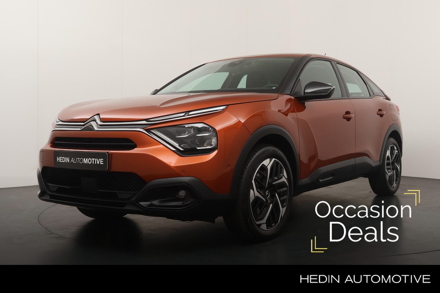 Citroën C4 - 1.2 130pk Business Plus | Navigatie | Camera | Stoelverwarming | Head Up Display | Adaptiv - AutoWereld.nl