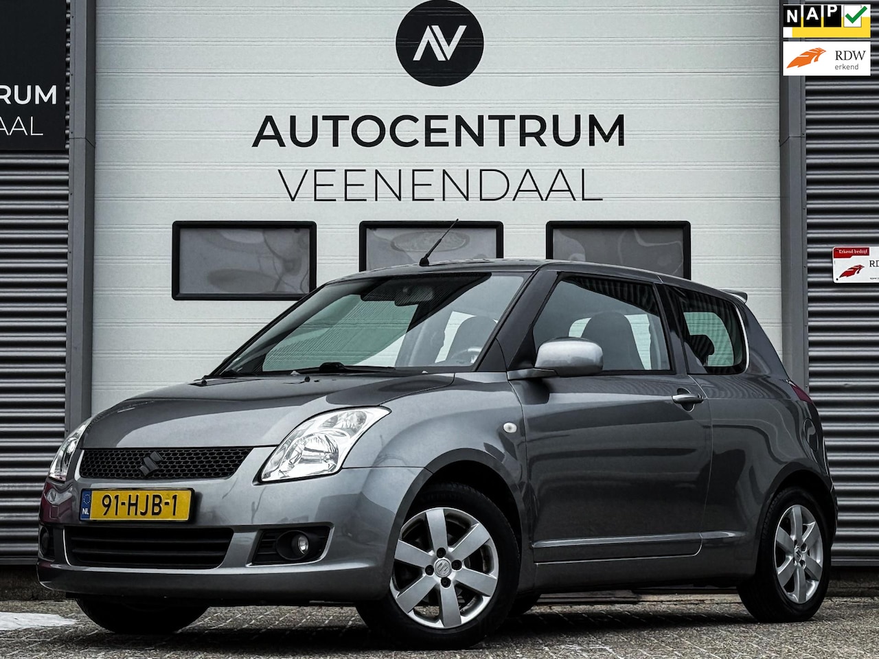 Suzuki Swift - 1.3 Bandit APK 11-2026 AIRCO/CARPLAY/EL. RAMEN/NAP/KEYLESS - AutoWereld.nl