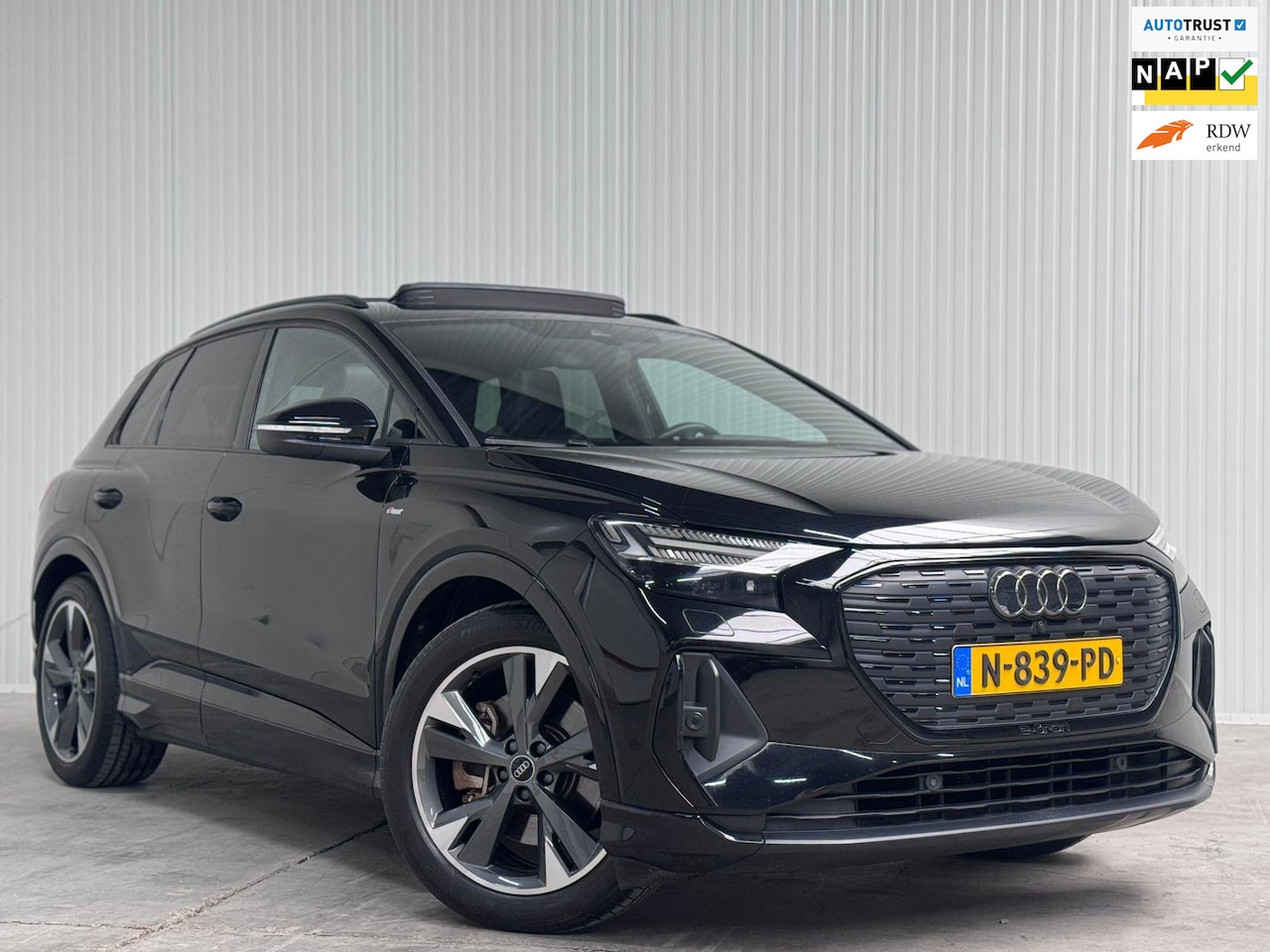 Audi Q4 e-tron - 40 Competition S-LINE 77 kWh PANO l MATRIX l CAMERA l ADAPT.CRUISE l ORG.NL l DEALER OND - AutoWereld.nl