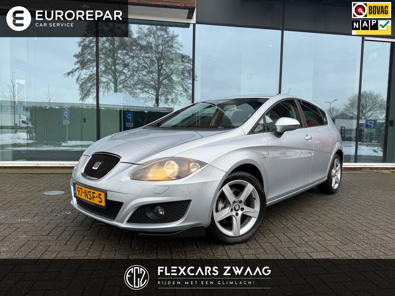 SEAT Leon - 1.2 TSI Ecomotive Sport - Airco - Parkeerhulp - Trekhaak - Org.NL - AutoWereld.nl