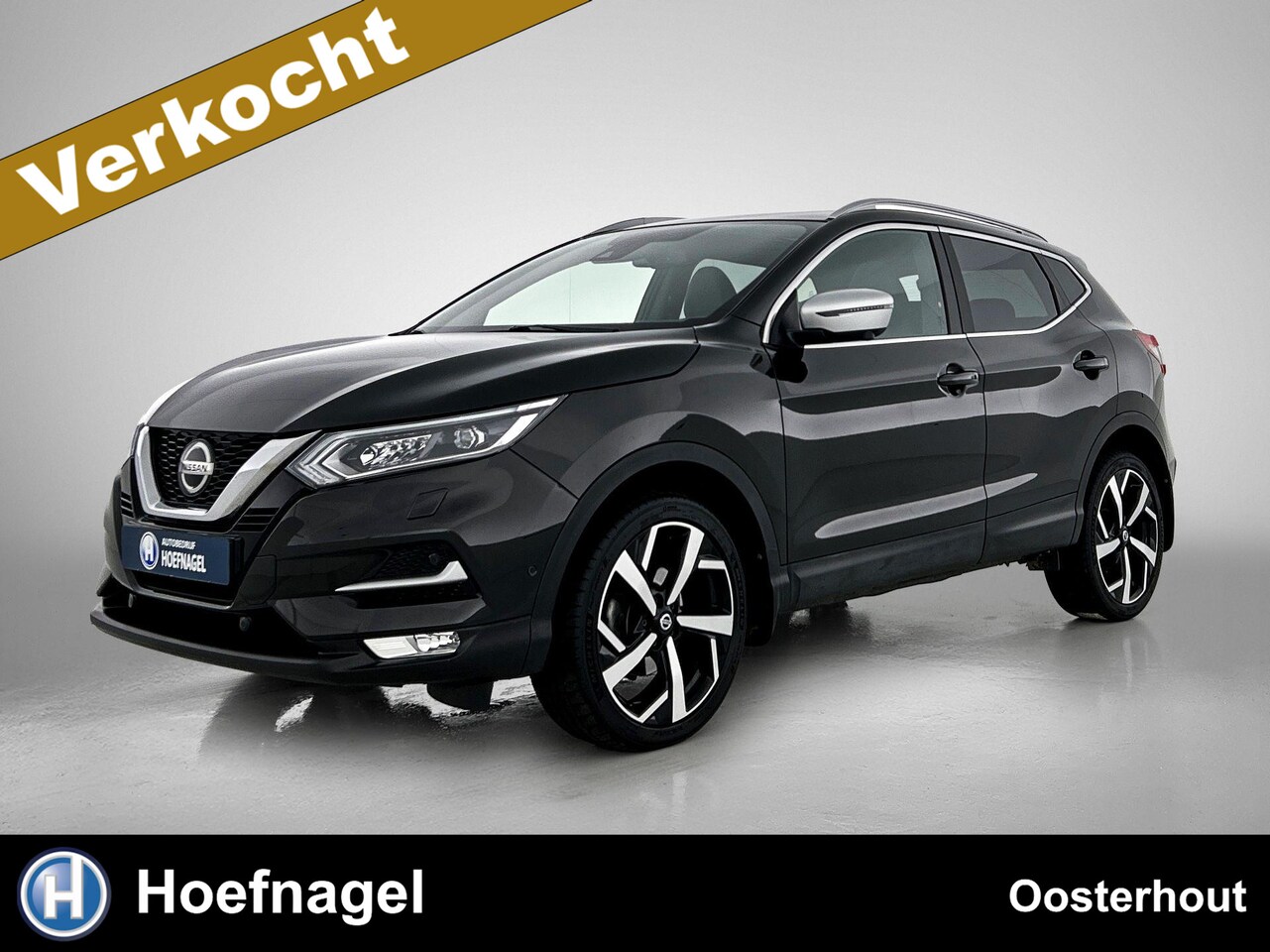 Nissan Qashqai - 1.3 DIG-T Tekna | Panoramadak | Lederen Bekleding | Camera | Parkeersensoren | Trekhaak - AutoWereld.nl