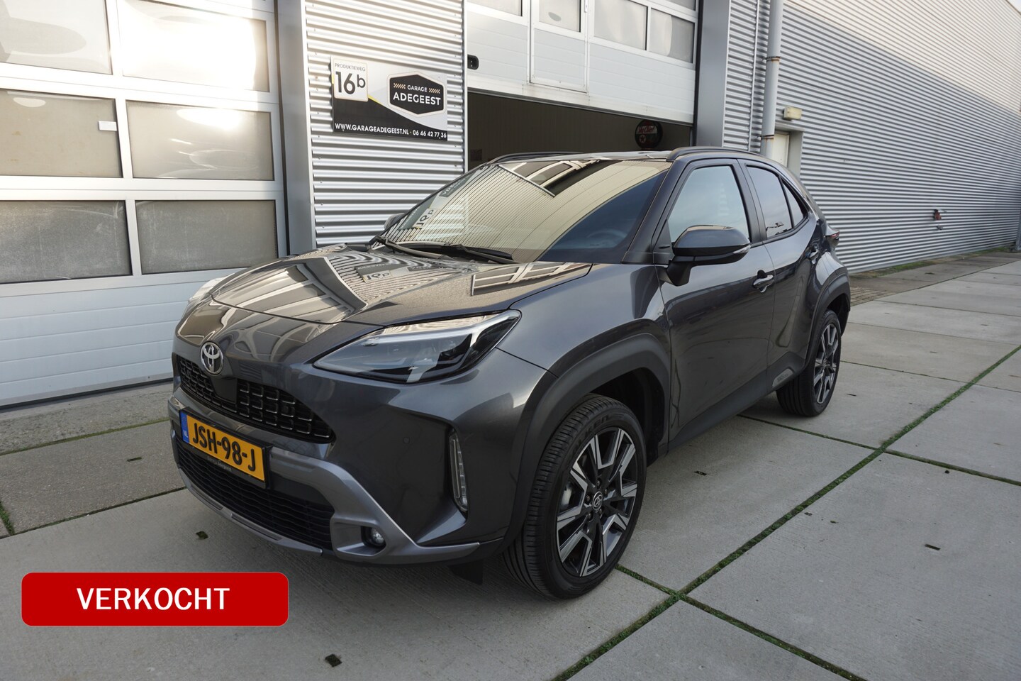 Toyota Yaris Cross - 1.5 Hybrid 130 Executive |Navi|Carplay|PDC V+A|Camera|E.a.klep|Stoel en stuurverw.| - AutoWereld.nl