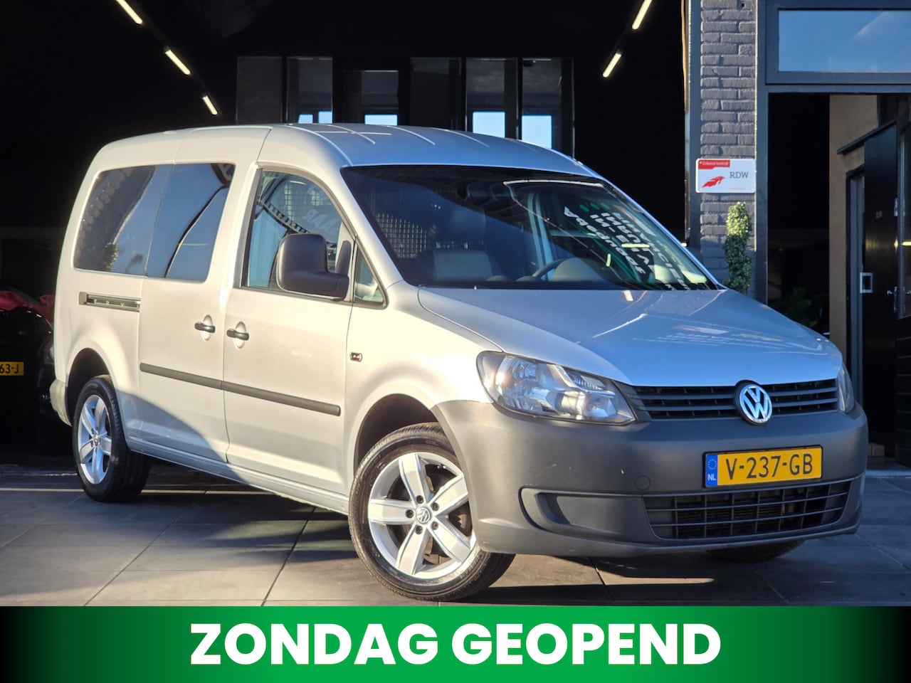 Volkswagen Caddy Maxi - 1.2 TSI Maxi|APK|Airco|Trekhaak - AutoWereld.nl