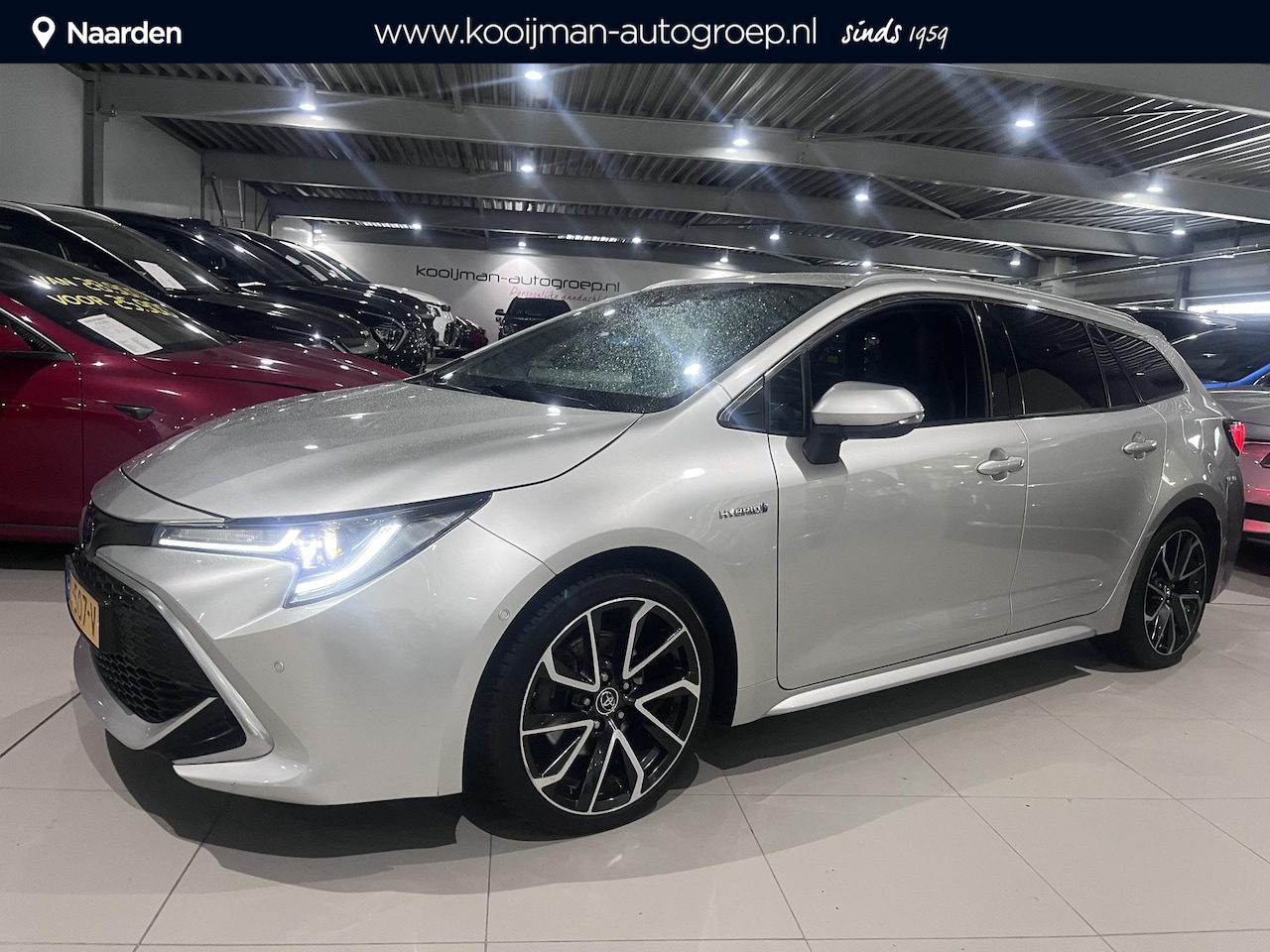 Toyota Corolla Touring Sports - 2.0 Hybrid Business Sport Intro 2.0 Hybrid Business Sport Intro - AutoWereld.nl