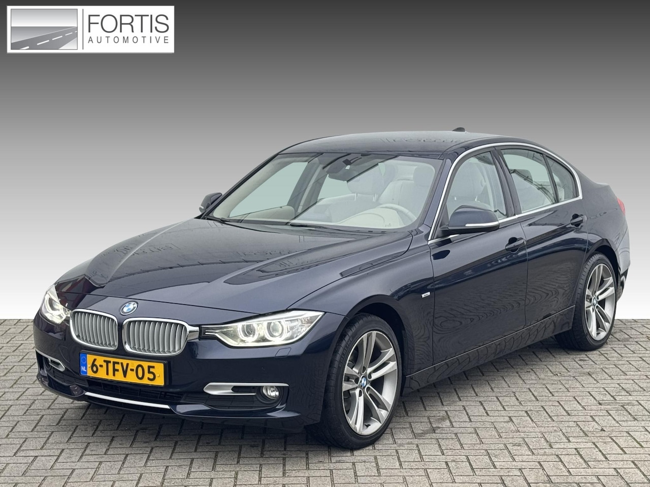 BMW 3-serie - 316i Executive Sport NL-AUTO | LEDER | NAVI - AutoWereld.nl