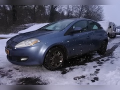 Fiat Bravo - 1.4 Corporate 5 drs nw apk 8-1-2027 div. exstra, s