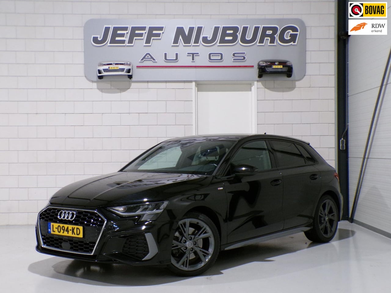 Audi A3 Sportback - 1.5 TFSI 150PK S-Line edition 35 "Automaat" Carplay Stoelverwarming Virtual Adaptive-cruis - AutoWereld.nl