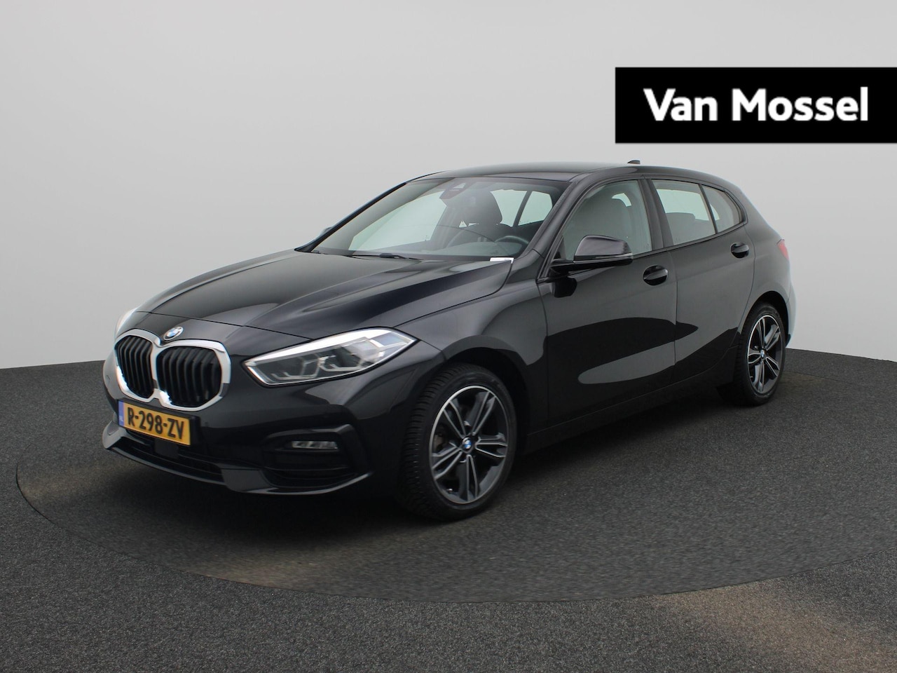 BMW 1-serie - 118i Introduction Edition | Automaat | Navigatie | Parkeersensoren | Climate Control | Cru - AutoWereld.nl