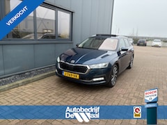 Skoda Octavia Combi - 1.5 TSi 150pk First Edition SCHUIFDAK/VIRTUAL/CARPLAY/TREKHAAK/18INCH/STOELVERWARMING